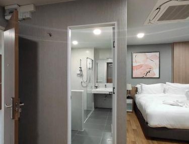 โรงแรมบลอสซั่ม เพชรบูรณ์ Blossom Hotel