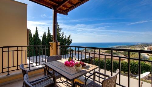 1 bedroom Apartment Pyrgos with beautiful sea and sunset views, Aphrodite Hills Resort