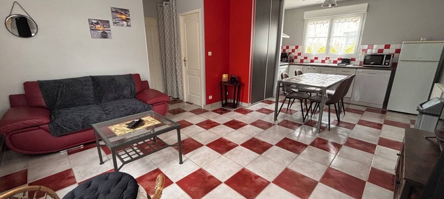 Casa en pueblo costero a 5 minutos de La Rochelle en Charente Marítimo