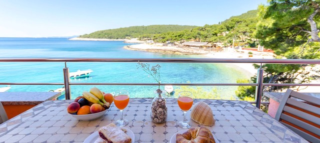 Apartments Juka (119551-A4) - Milna - island Hvar