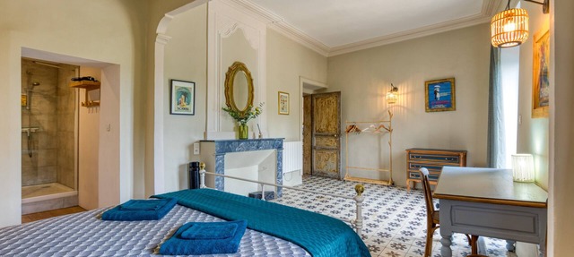 Bed and Breakfast 'Vue Jardin' con piscina compartida, jardín compartido y Wi-Fi