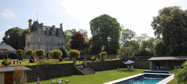Chateau francés Delightful 1870 con Piscina Climatizada