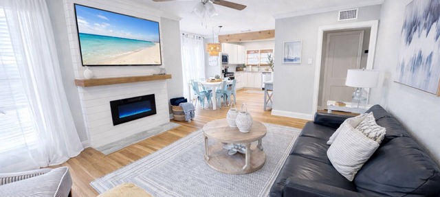 ⛵️Coastal Retreat at Tech Terrace 3/2 Remodeled 2 Kings