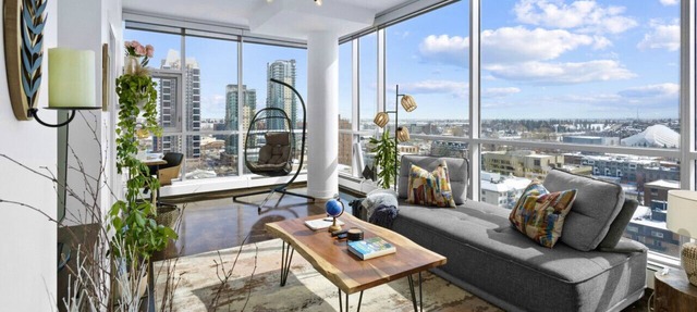 ColoursNest- Fantastic Location with Amazing Views