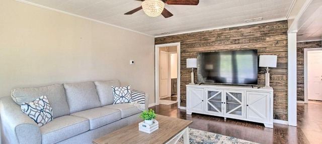 Cozy, Convenient Sherman Home with Private Yard