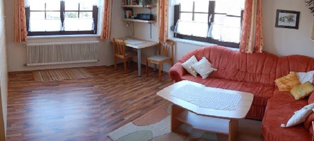 Cozy vacation apartment (approx. 55sqm) with spacious bathroom and private terrace