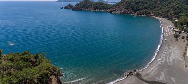Doğa'nın içinde İnlice'de bir ev