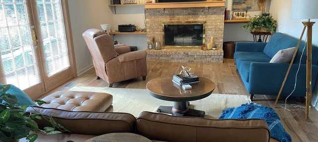 Executive Residence Corporate Corridor minutes from Naperville downtown