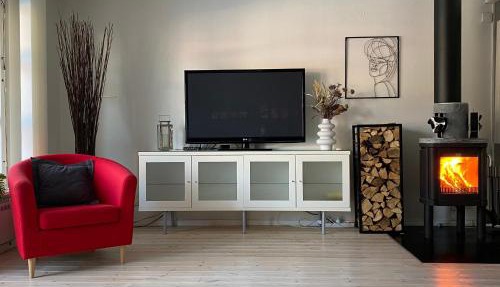Executive Townhouse in Boden City Center, 9min drive to H2GS