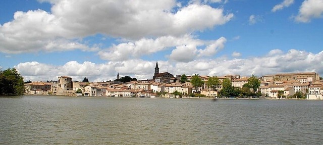 NUEVO APTO CERCA DEL CANAL DU MIDI Y CENTRO DE LA CIUDAD TOTALMENTE EQUIPADO