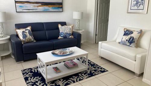 Gorgeous Beachy Chic Condo in Key Biscayne