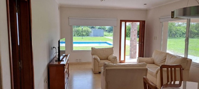 HERMOSA CASAS QUINTA EN JUNIN (BS AS)