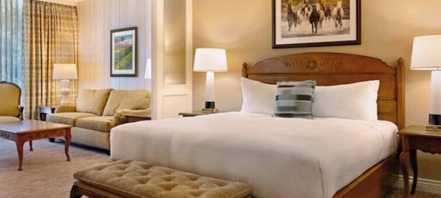 King Pool | Little America | Poolside Days, Golf Access, Resort Calm | 2 Units