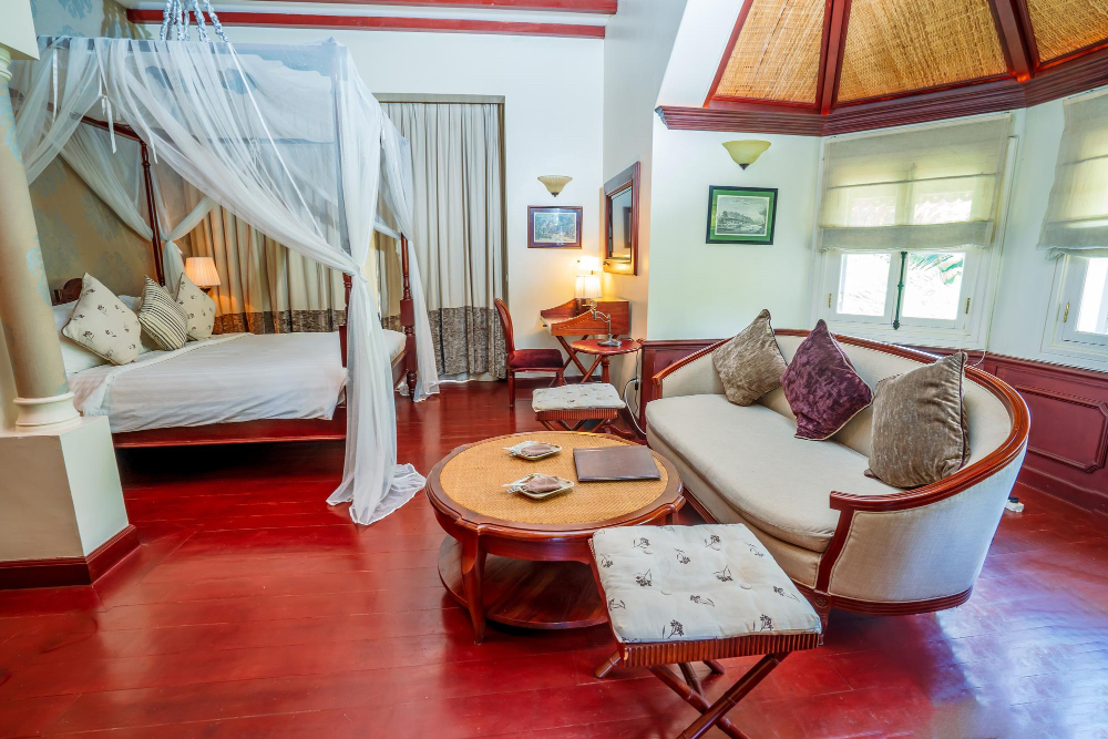 KUTA - 3 Bedroom Private Pool Villa on Jl Mataram!