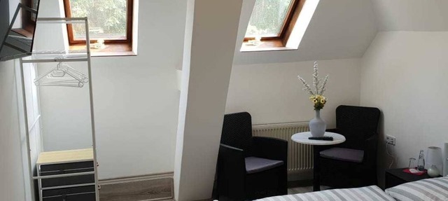 Landhotel Sonnenschein -- Nur für Geschäftsreisende--