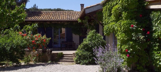 Large family home with garden, near lac du salagou, gorges de l'hérault