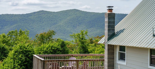 Overlook Loft - Scenic Shenandoah Views