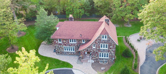 Stonehaven: 1924 Modernized Estate. Easy Access NYC. 30 min from World Cup Final