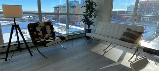 Stunning Riverfront Condo in East Village - Amazing Views!