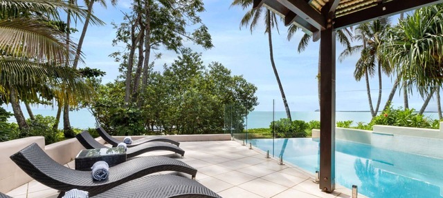 The Beach Villa en Absolute Beachfront con vistas