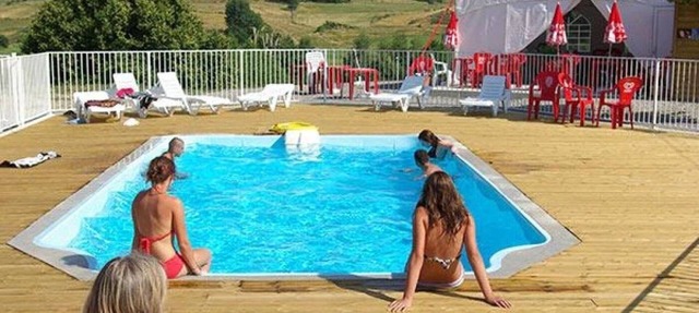 ZEcamping 3 étoiles piscine chauffée mobil-home BBQ 24m2 4 pers