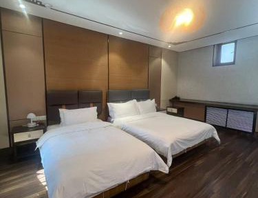 Zhifang Hotel