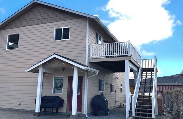 Black Dog Inn, Relaxing Retreat Near Gorge Amphitheater & River